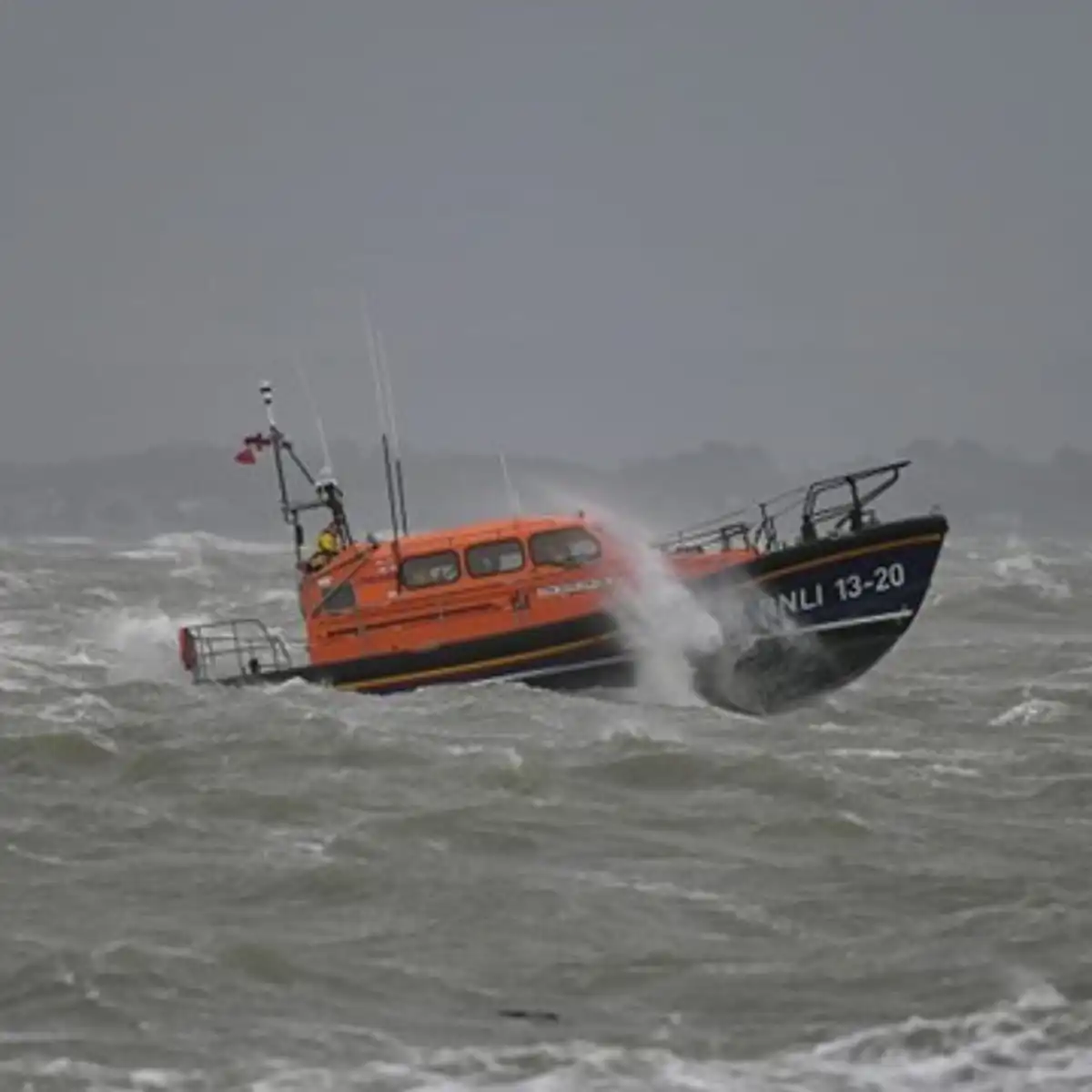 RNLI - Royal National Lifeboat Institution - Saving Lives at Sea